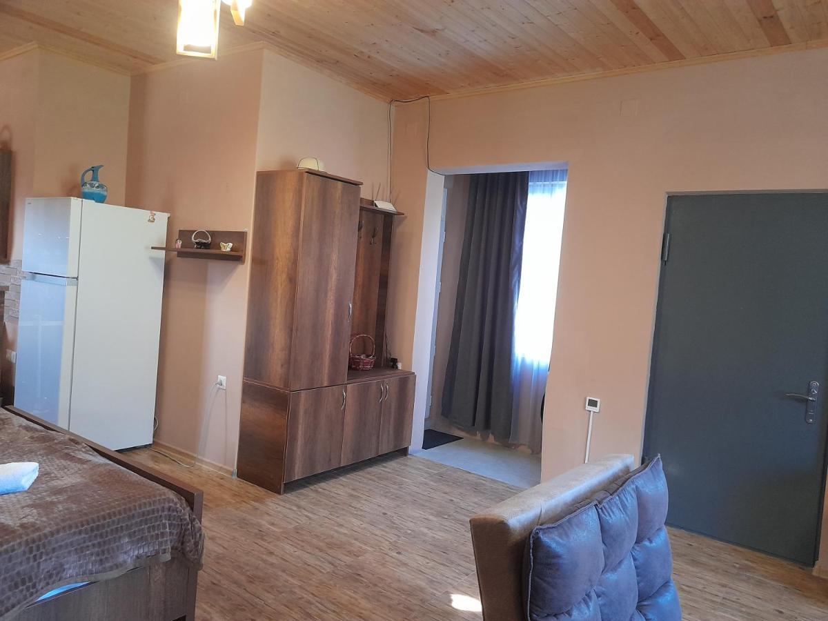 Lela Guest House Μέστια Εξωτερικό φωτογραφία