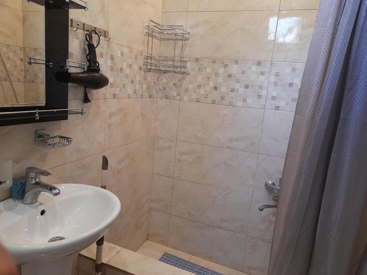 Lela Guest House Μέστια Εξωτερικό φωτογραφία