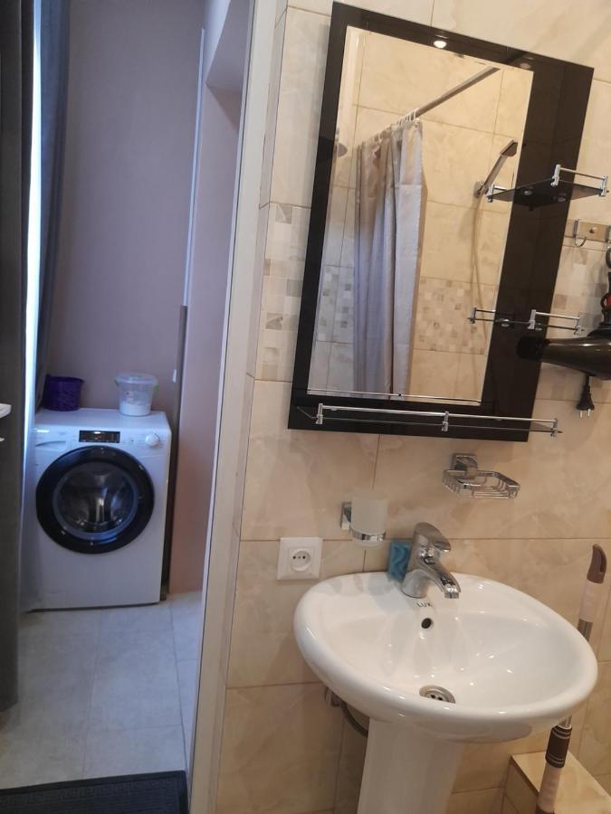 Lela Guest House Μέστια Εξωτερικό φωτογραφία